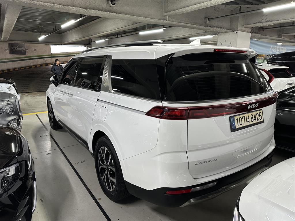 Kia Carnival Gasoline Noblesse 6