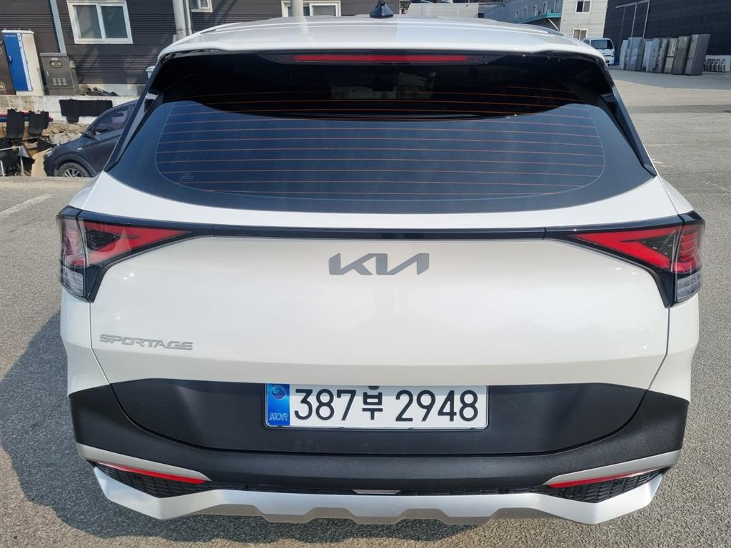 Kia Sportage 1.6 Gasoline 2WD Trendy 7