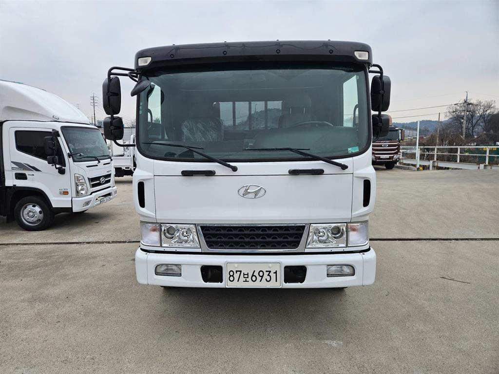 현대 메가트럭 카고 5톤 수동 - 중고 트럭 매물 이미지