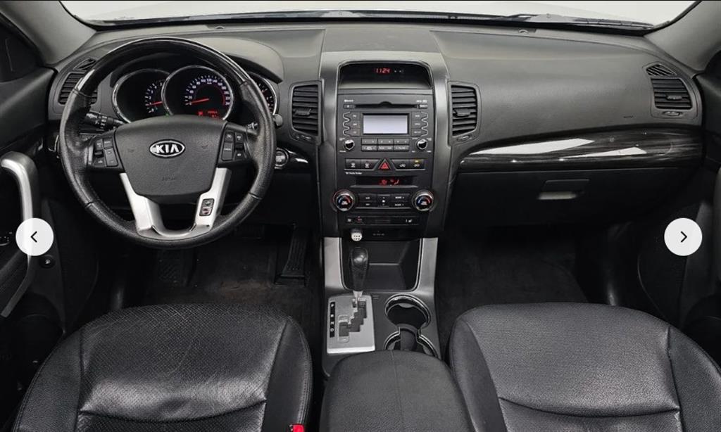 Kia Sorento Diesel 2WD 2.0 TLX Top Model 8