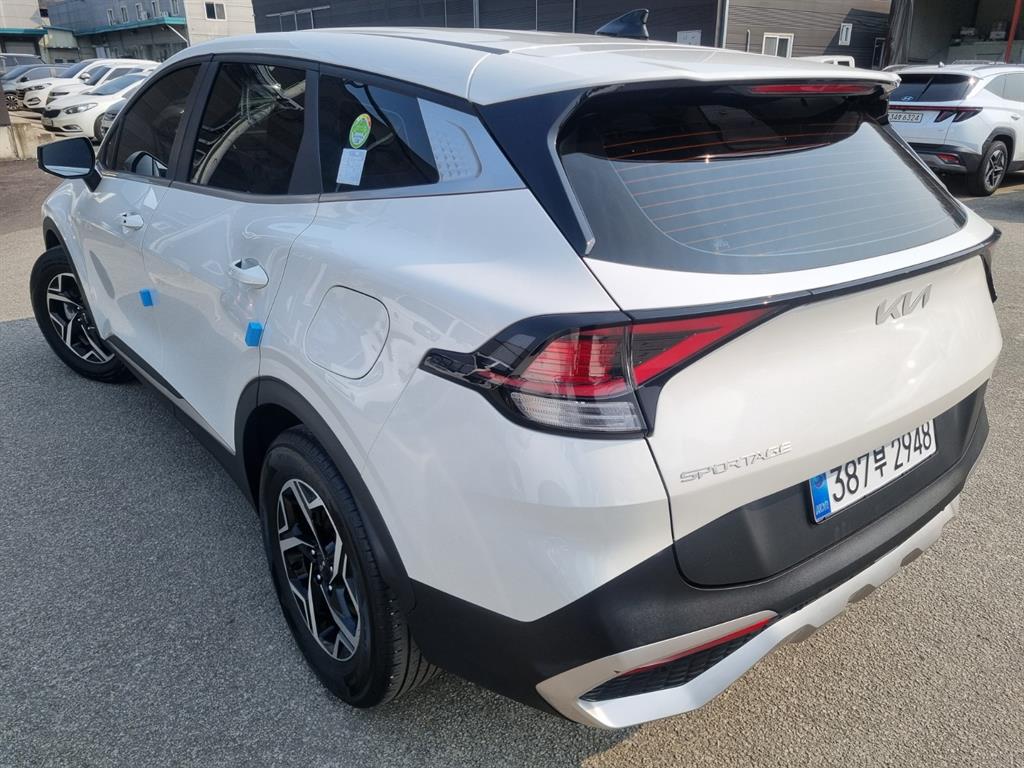 Kia Sportage 1.6 Gasoline 2WD Trendy 5