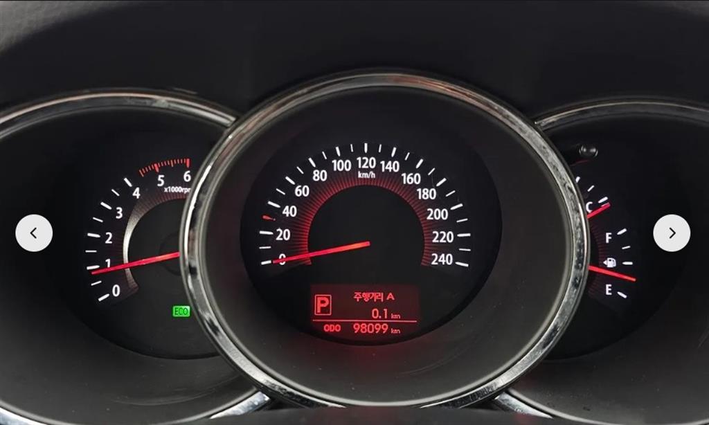 Kia Sorento Diesel 2WD 2.0 TLX Top Model 9