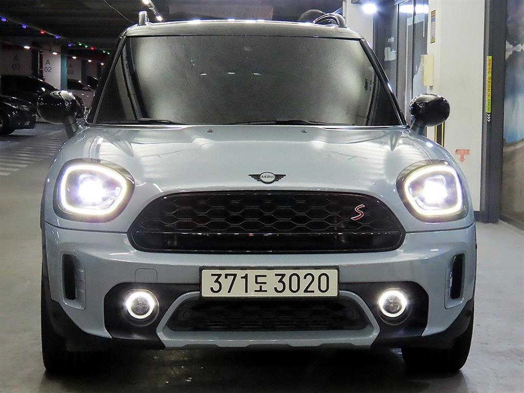 MINI 컨트리맨 2.0 S ALL4 T1 언테임드 에디션 사진