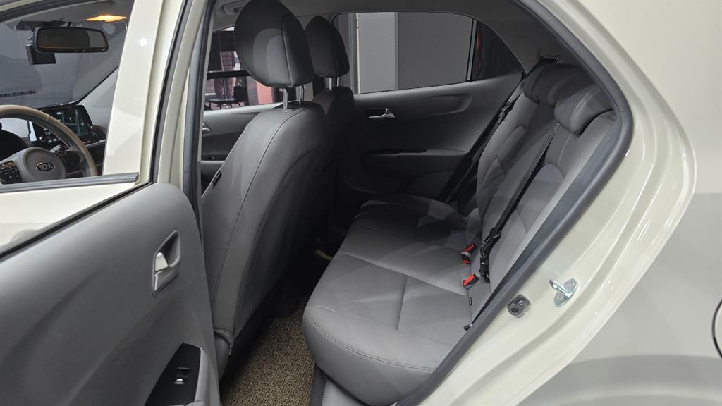 Kia Morning Prestige 7