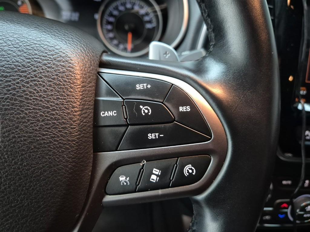 Jeep Cherokee 2.4 Limited AWD 8