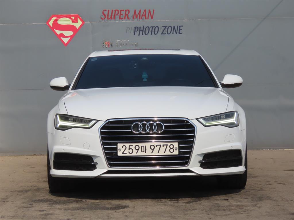뉴A6 40 TFSI 프리미엄 2018년식