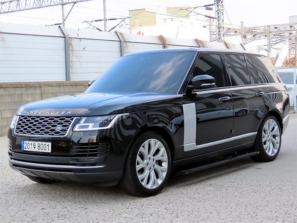 랜드로버 레인지로버 3.0 D350 VOGUE SE 디젤 사진 2/20
