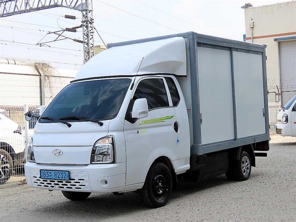 현대 포터2 1톤 표준탑 전기 - 중고 트럭 매물 이미지