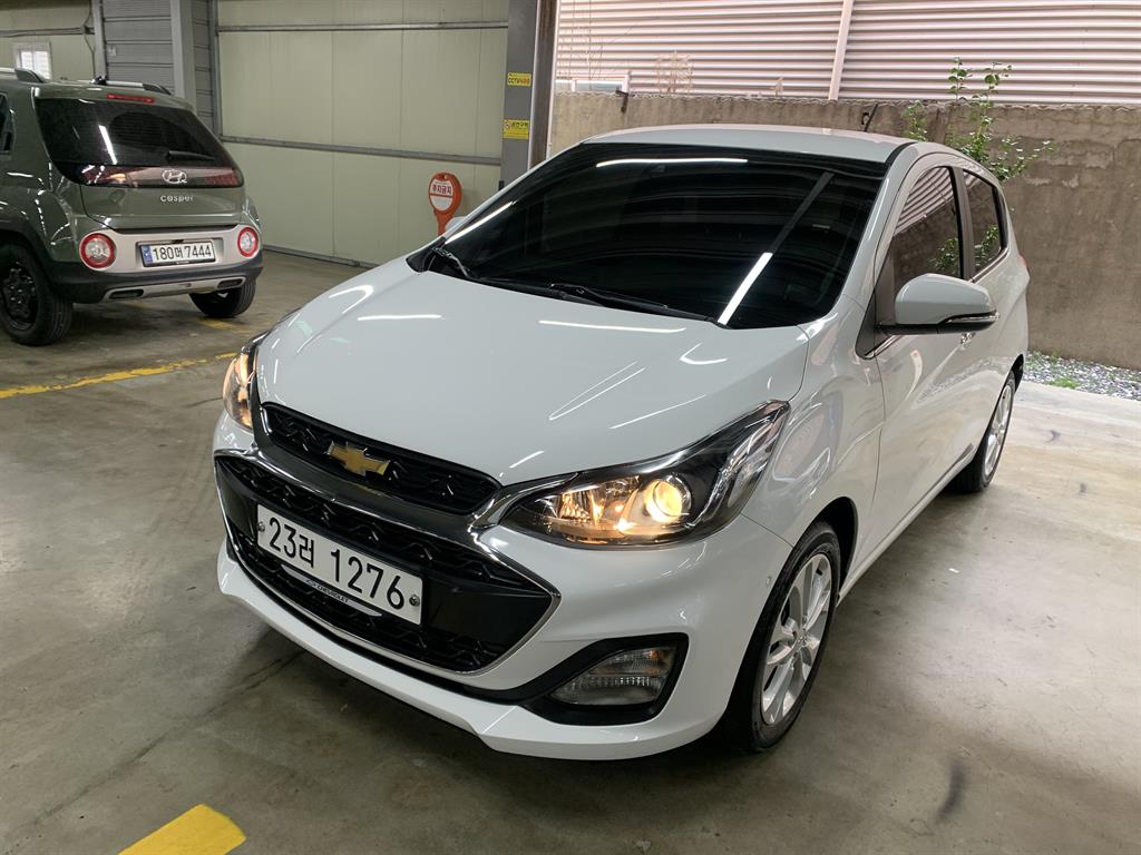 Chevrolet Spark Premier 2
