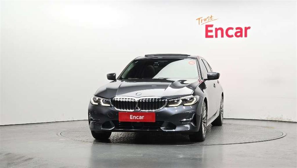 BMW 3 Series 320d Luxury 4