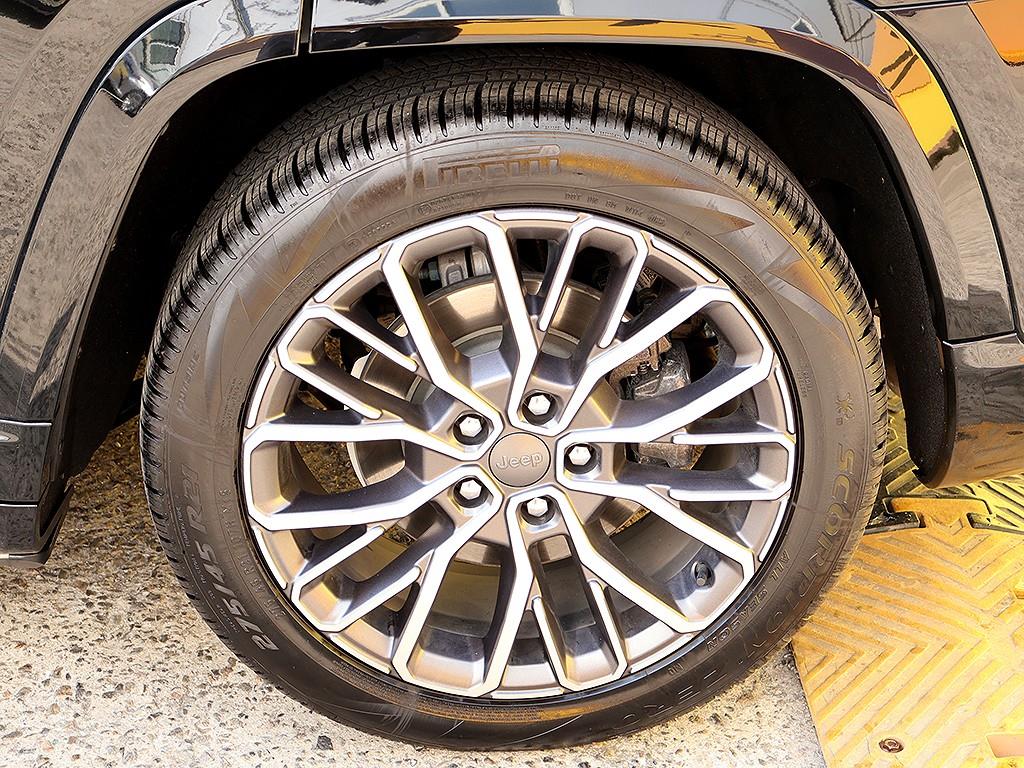 자동차 모델 상세 이미지