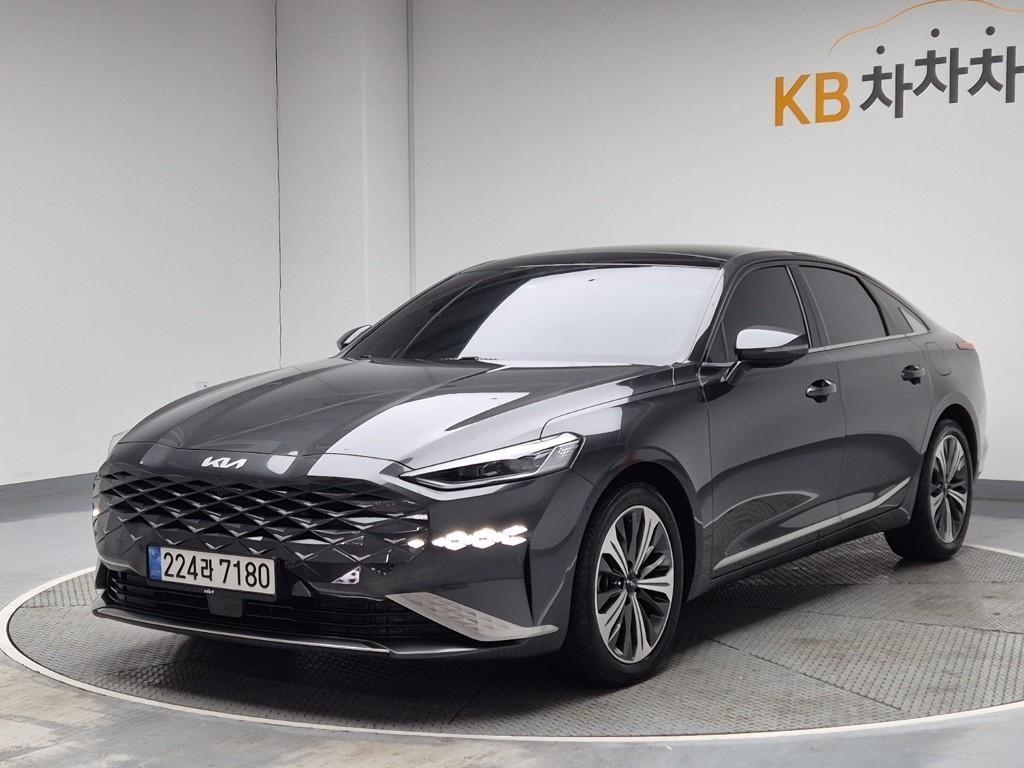 Kia K8 Signature