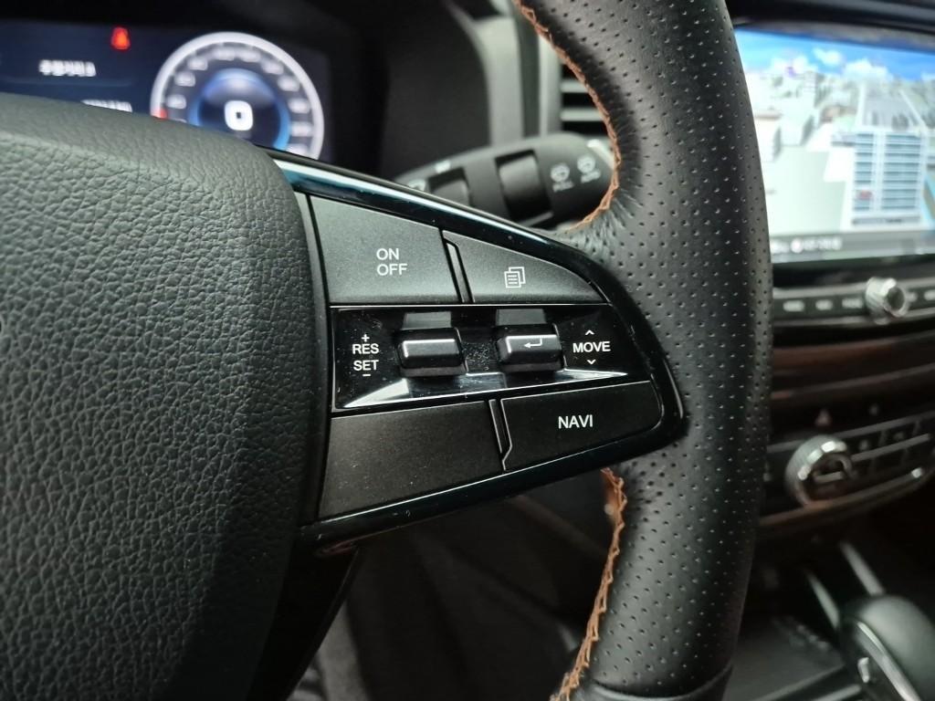 KG Mobility (Ssangyong) Rexton Diesel 2.2 4WD Expedition 9