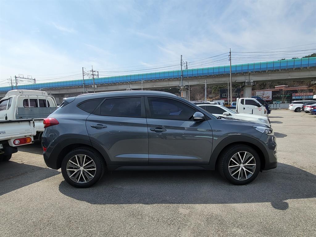 Hyundai Tucson Diesel 2.0 2WD Modern 6