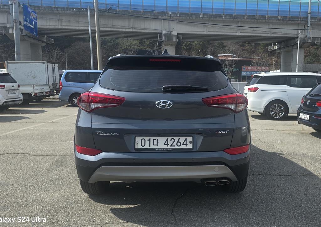Hyundai Tucson Diesel 2.0 2WD Modern 5