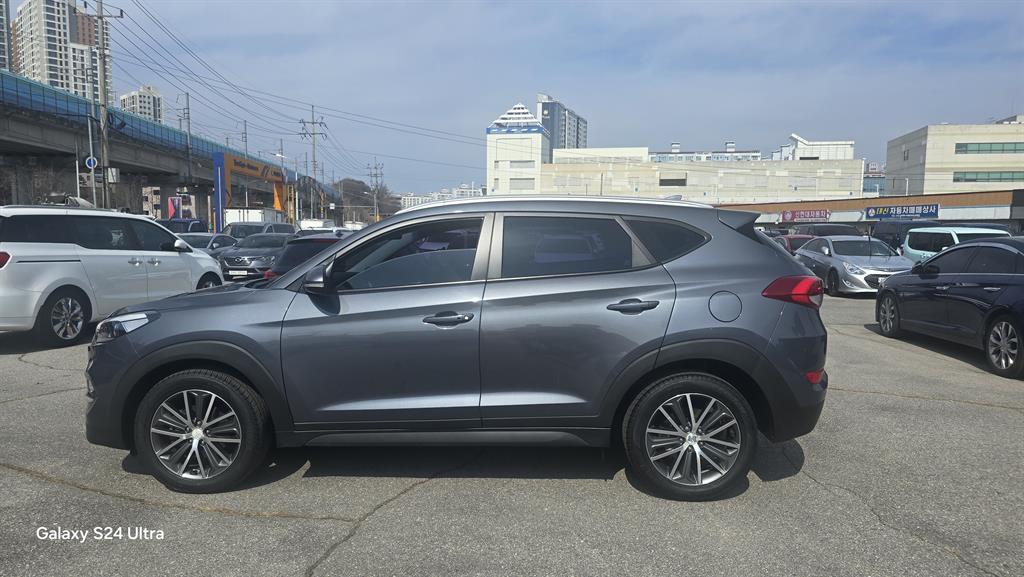 Hyundai Tucson Diesel 2.0 2WD Modern 7