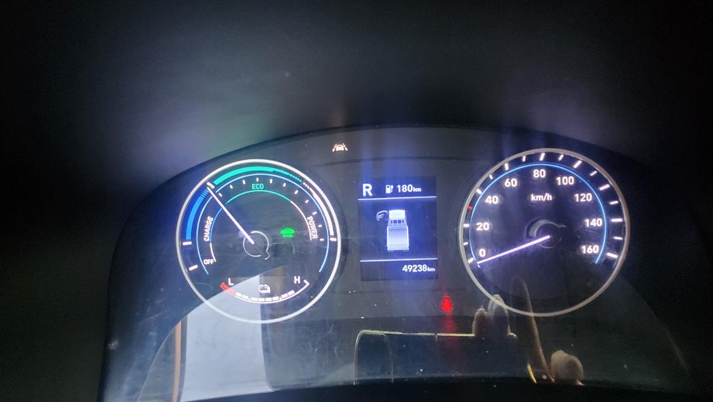 Hyundai Porter 1.0 Ton/ Super Cab/ Long Wheelbase 4