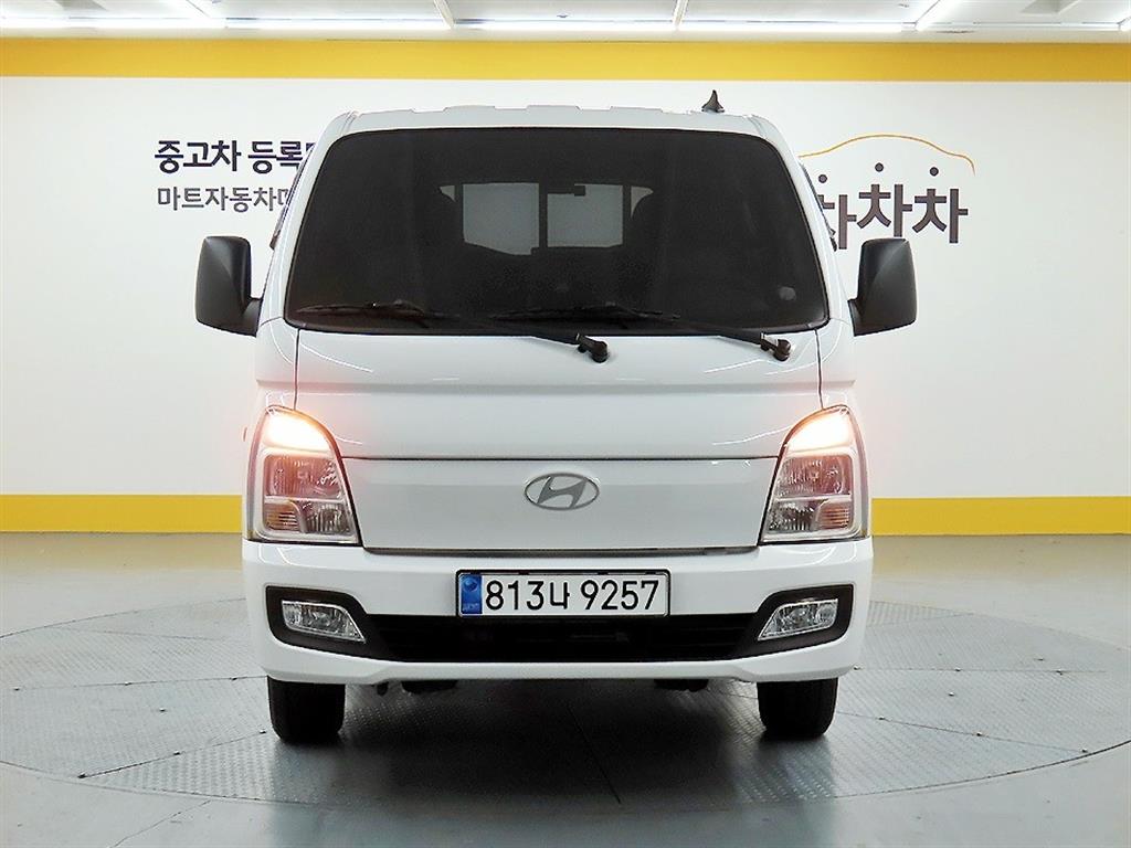 Hyundai Porter Double Cab/ Long Wheelbase/ 2WD Smart