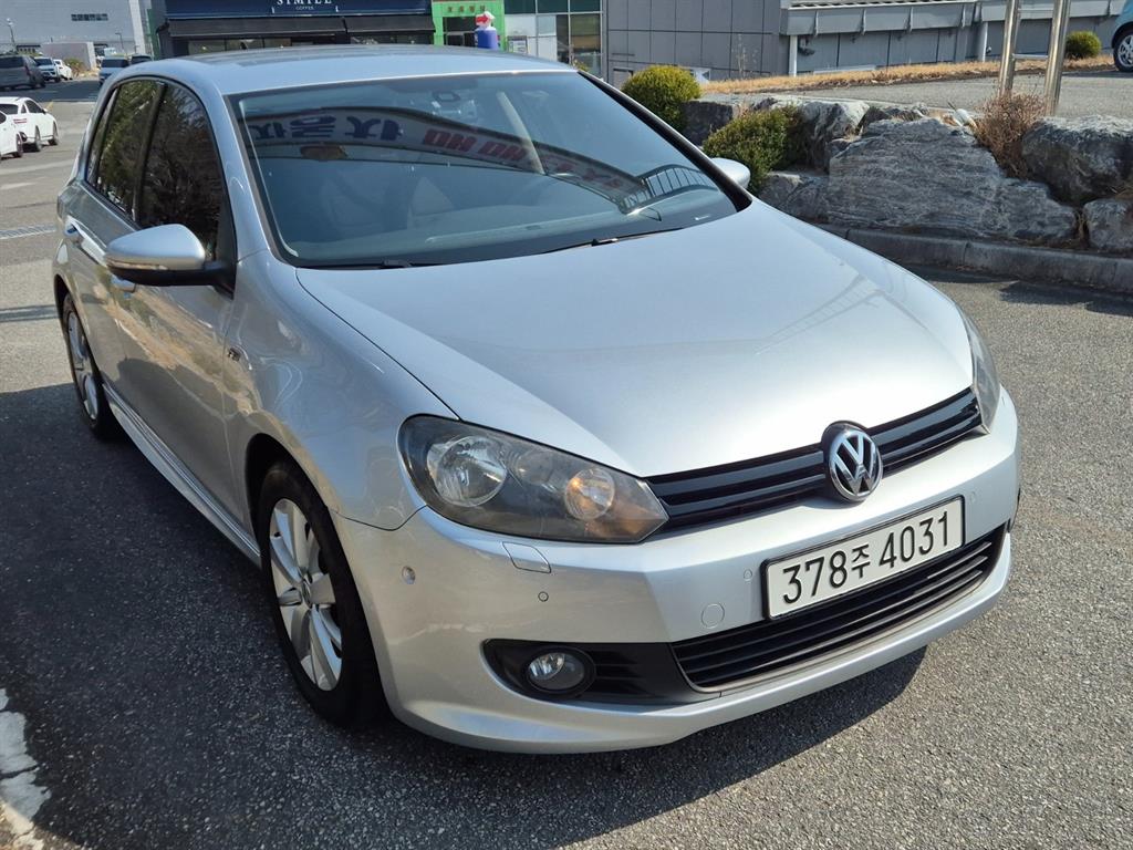 Volkswagen Golf 1.6 TDI BlueMotion Style Edition 9
