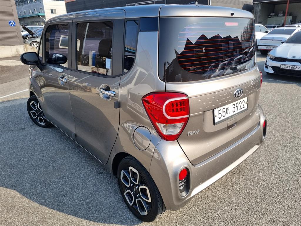 Kia Ray Prestige 5