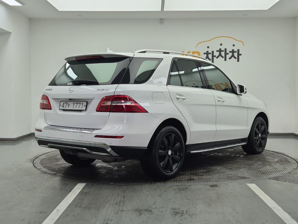 Mercedes-Benz M-Class ML250 BlueTEC 4 Matic 5