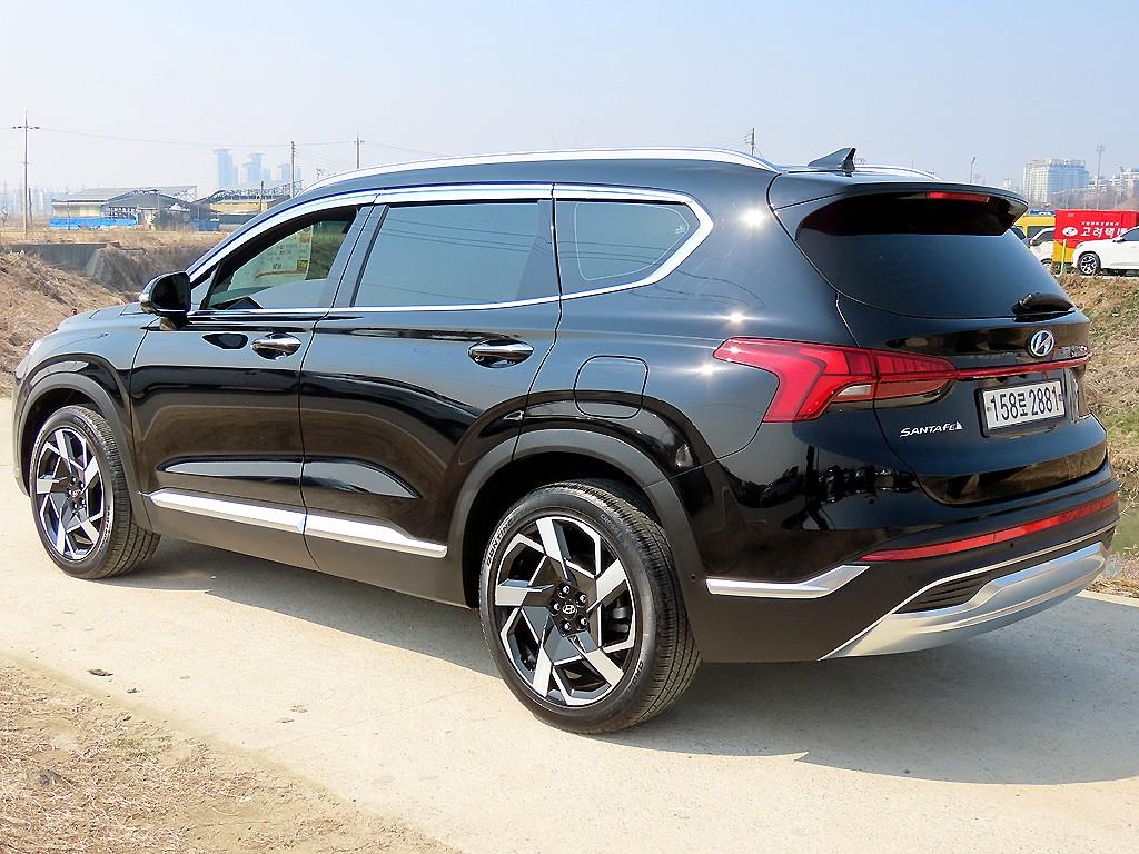 Hyundai Santa Fe Diesel 2.2 2WD Prestige 4