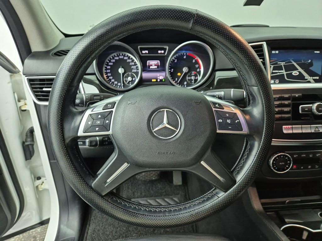 Mercedes-Benz M-Class ML250 BlueTEC 4 Matic 10