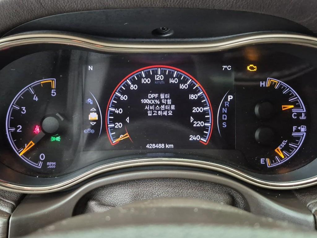 Jeep Cherokee 3.0 Diesel Overland Summit 8