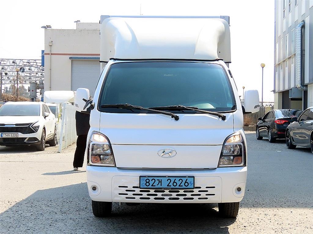 현대 포터2 1톤 표준탑 전기 - 중고 트럭 매물 이미지