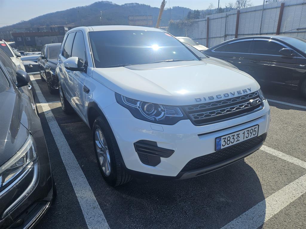 Land Rover Discovery Sport 2.0 TD4 SE 150 Horsepower 3