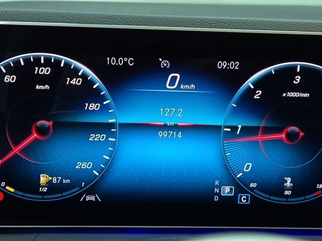 Mercedes-Benz GLE-Class GLE300d 4MATIC 7