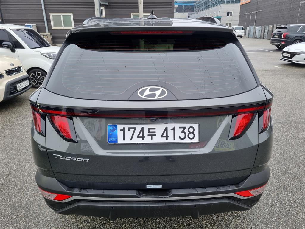 Hyundai Tucson Gasoline 1.6 Turbo 2WD Premium 7