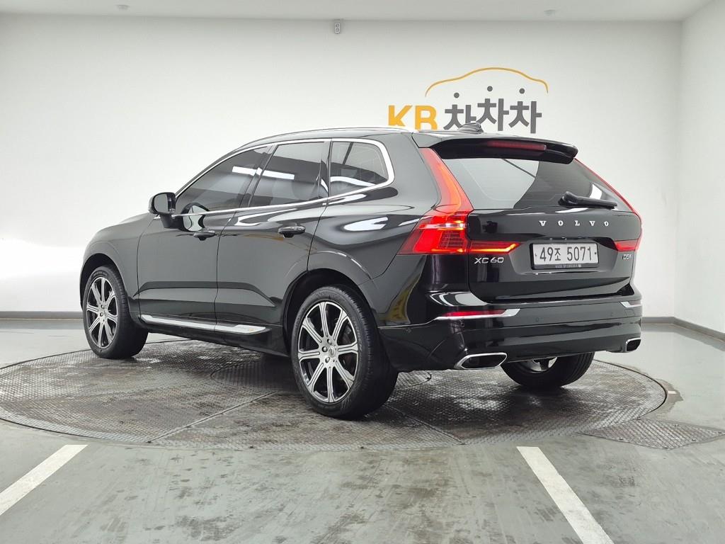 Volvo XC60 D5 AWD Inscription 4