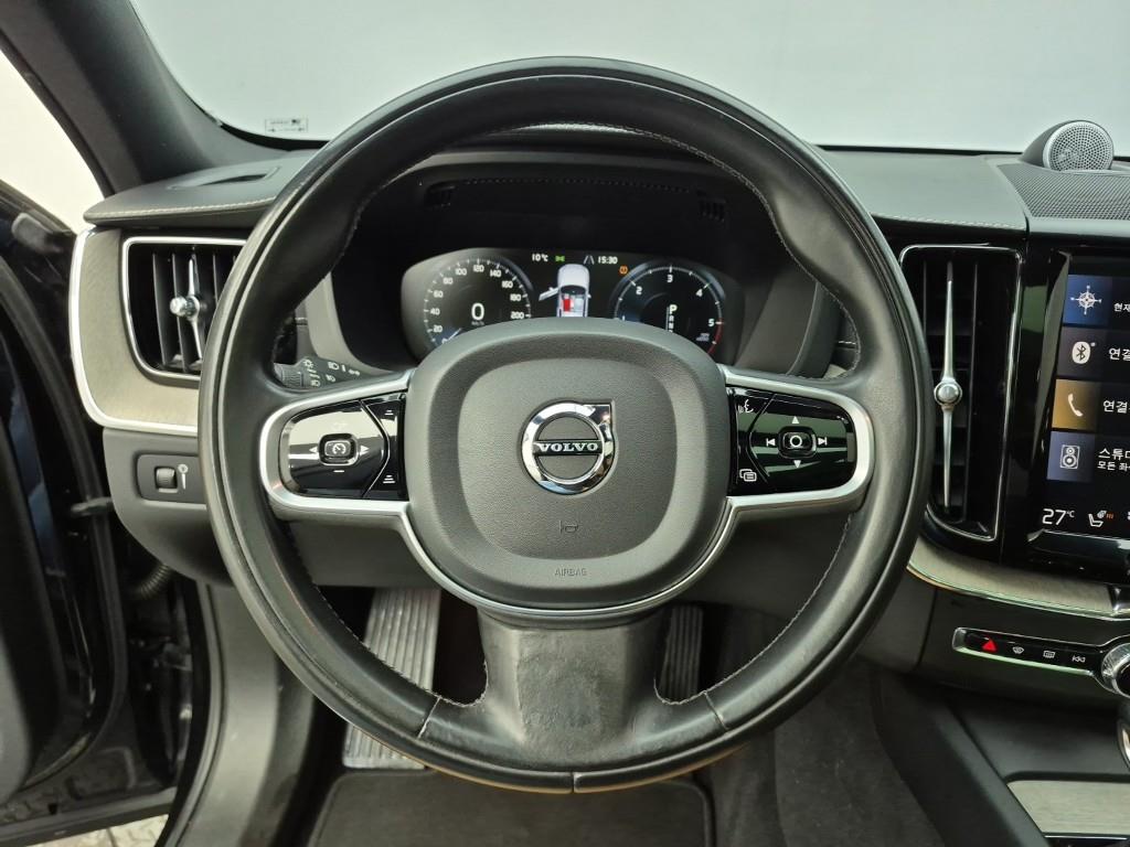 Volvo XC60 D5 AWD Inscription 10