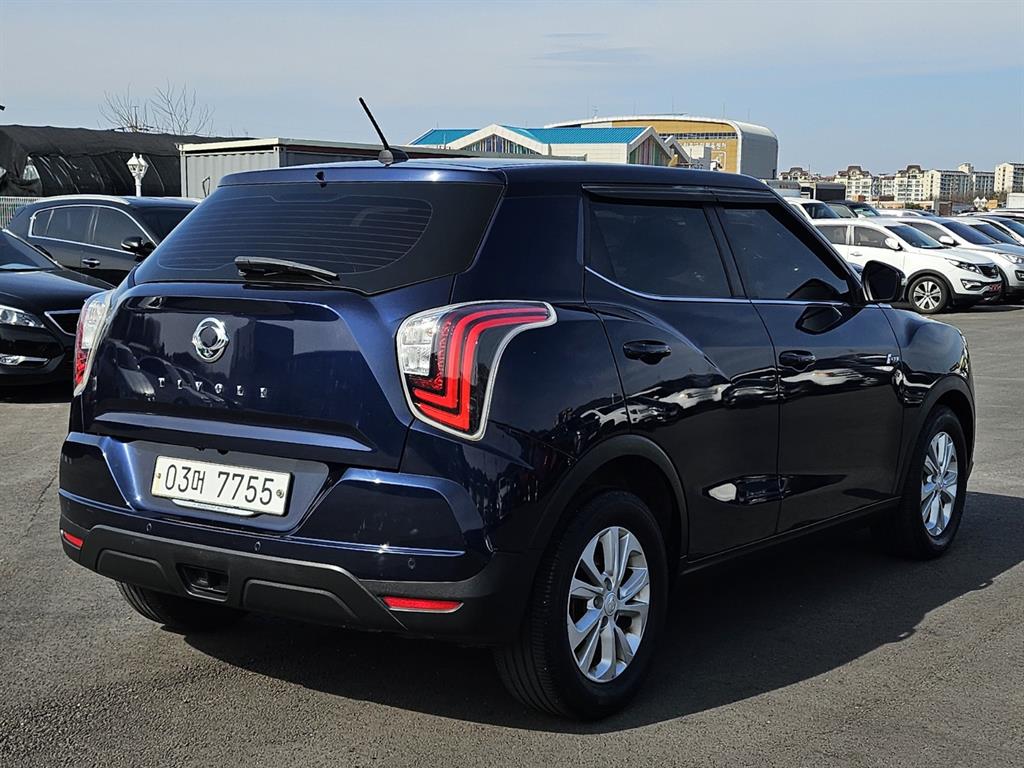 KG Mobility (Ssangyong) Tivoli 2WD Gasoline 1.5 V1 3