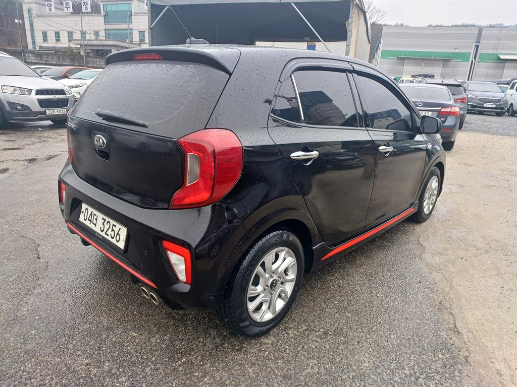 Kia Morning Luxury 7