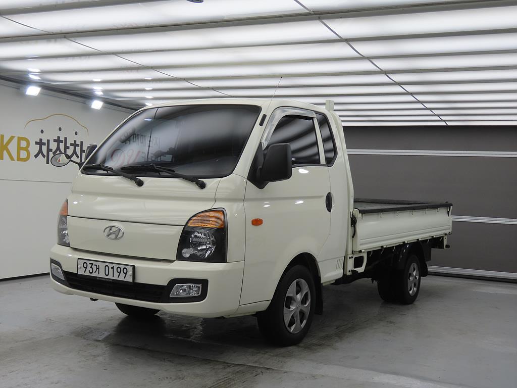 Hyundai Porter 1.0 Ton/ Super Cab/ Long Wheelbase/ CRDi Smart