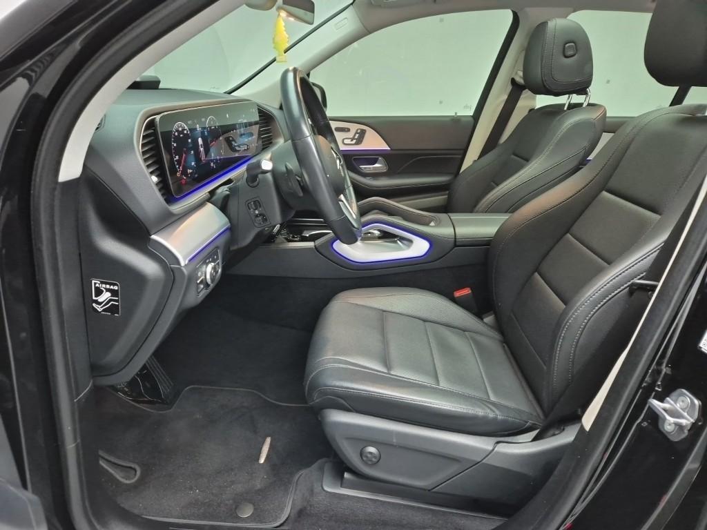 Mercedes-Benz GLE-Class GLE300d 4MATIC 8