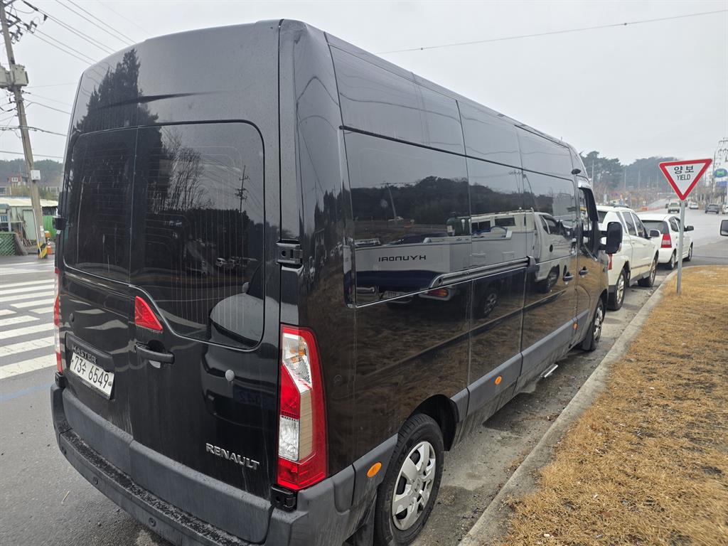 Renault Master 2.3 8