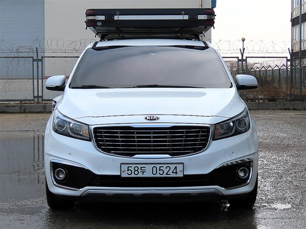 Kia Carnival Diesel Luxury