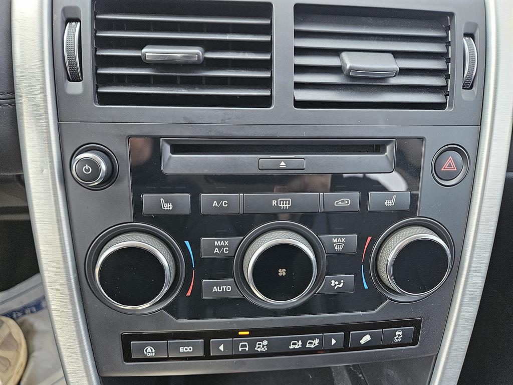 Land Rover Discovery Sport 2.0 TD4 SE 150 Horsepower 10