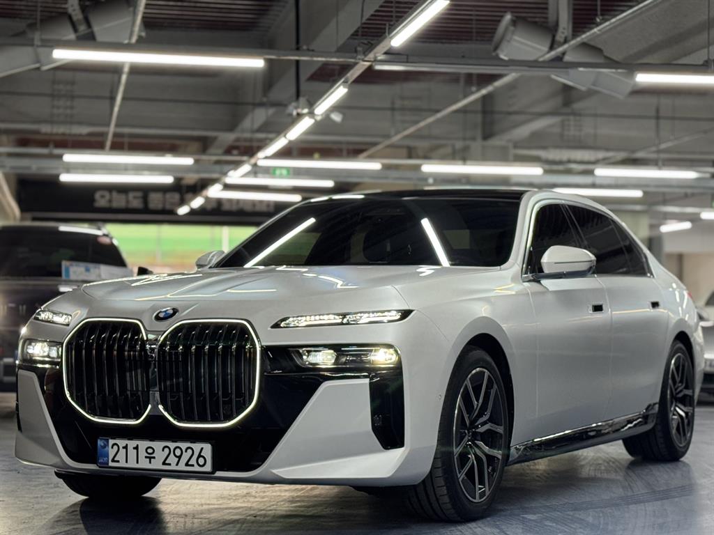 Genesis G70 740i xDrive M Sport
