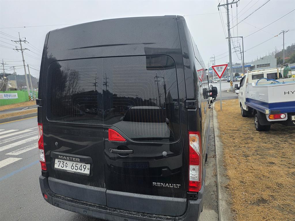 Renault Master 2.3 9