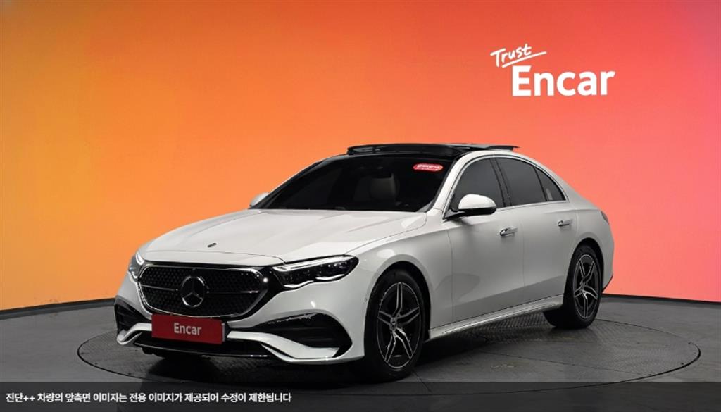 Mercedes-Benz E-Class E300 4MATIC AMG Line