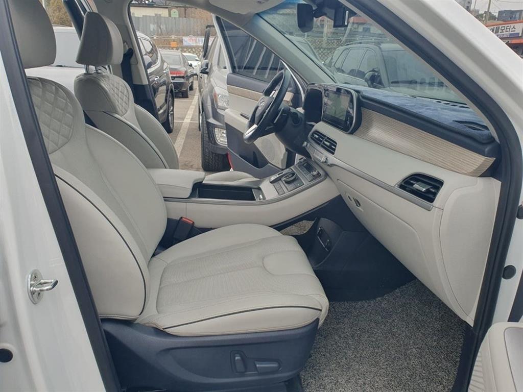 Hyundai Palisade Diesel 2.2 2WD Prestige 9
