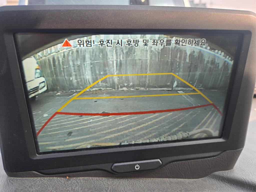 Hyundai Porter 1.0 Ton/ Double Cab/ Long Wheelbase/ CRDi Style 10