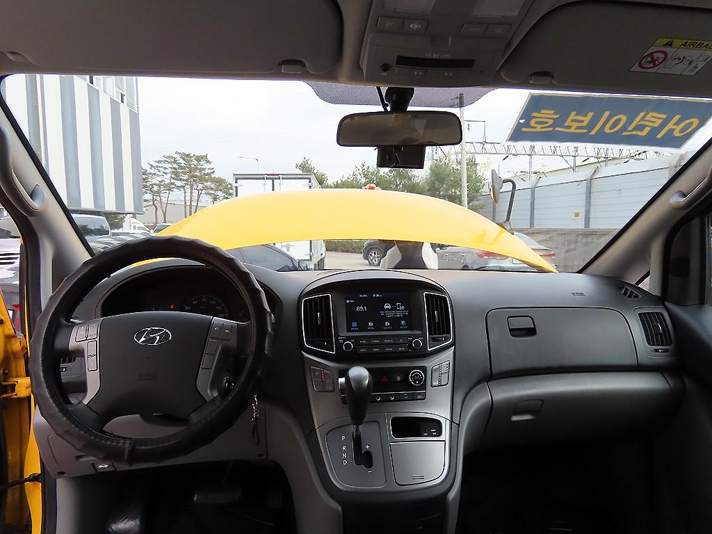 Hyundai Starex LPi 9