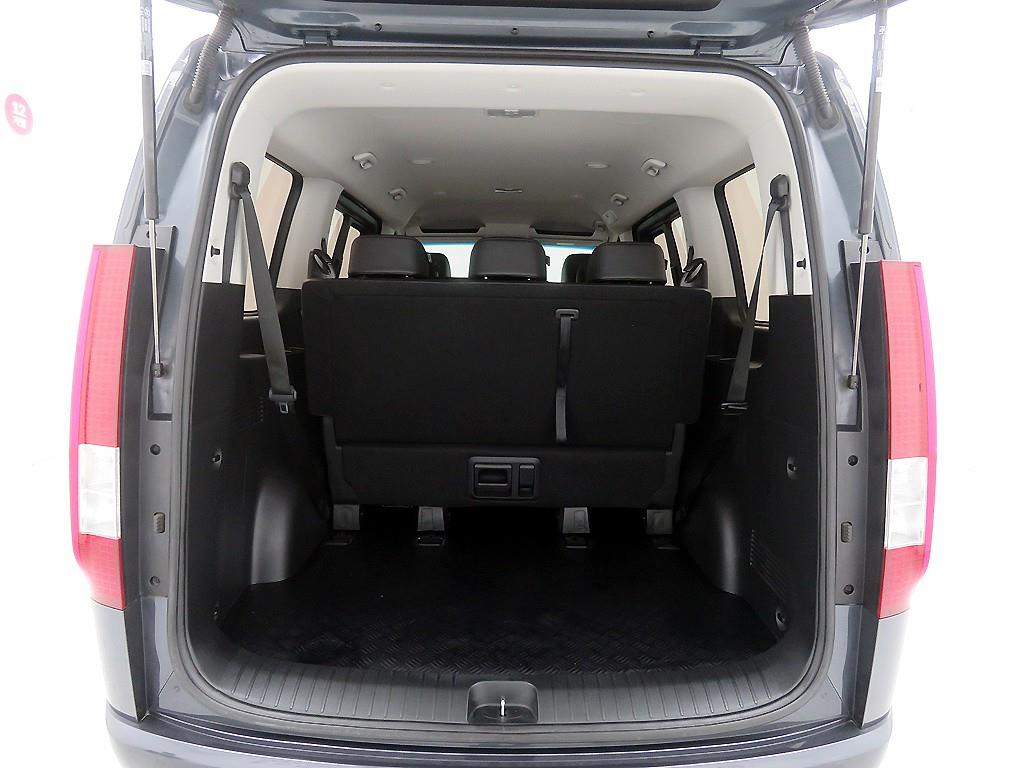 Hyundai Staria LPG Tourer Modern 6