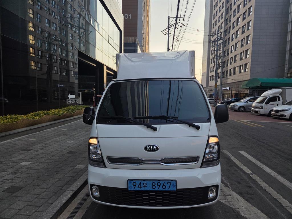 기아 봉고3 1톤 표준탑 전기 - 중고 트럭 매물 이미지