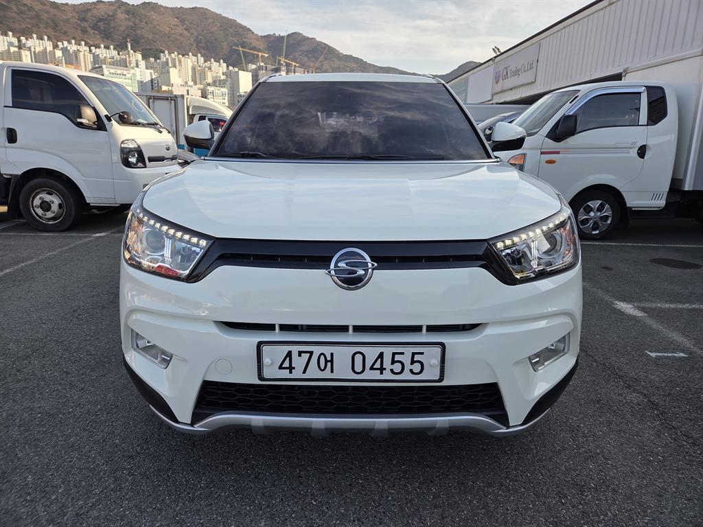KG Mobility (Ssangyong) Tivoli Gasoline 2WD 1.6 VX